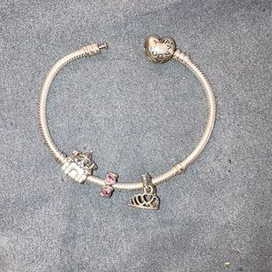Pandora bracelet (Princess theme)